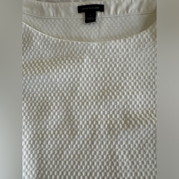 Ann Taylor Textured Jacquard Peplum Top - White Small - Picture 6 of 6